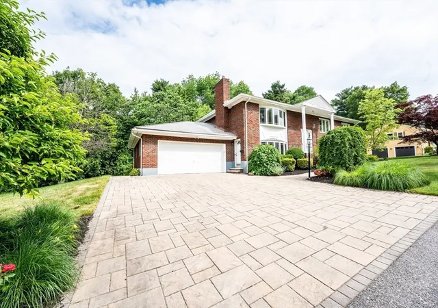 Homes for sale in Norwood, MA | 5 Albemarle Rd, Norwood, MA 02062 | MLS# 73535866