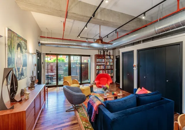 Listing Photo 4 - Condo for sale in building located at 1060 Broadway, Somerville, MA 02144 - Unit #114