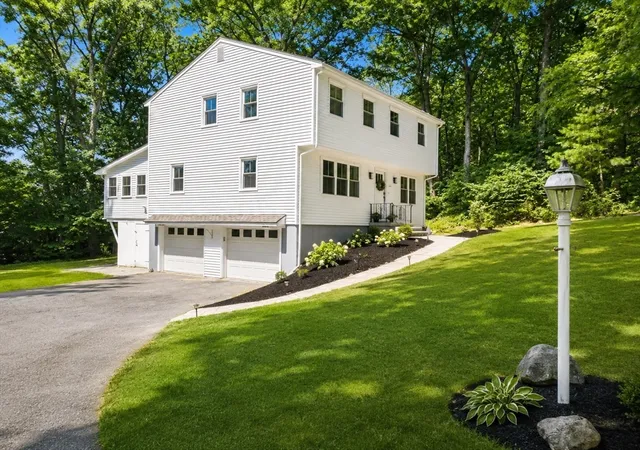 Photo 1 of Sale Pending at 17 Farm St, Medway, MA 02053 | MLS# 73544720 | Listing updated on 2026-08-12