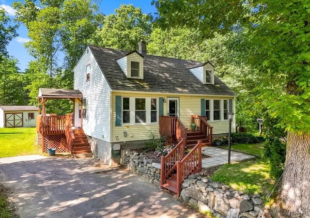 Single family home for sale at 2346 Main St, Lancaster, MA 01523 | MLS# 73564412