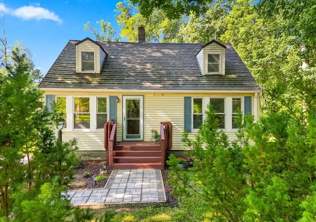 Photo 2 of Single family home for sale at 2346 Main St, Lancaster, MA 01523 | MLS# 73564412 | Listing updated on 2026-09-23
