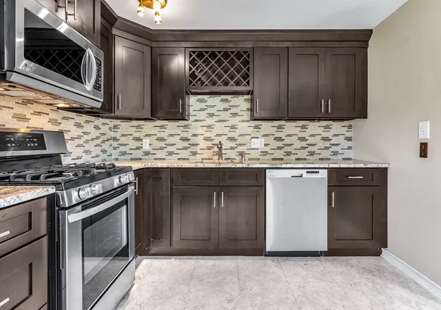 Photo 4 of Sale Pending at 55 Fernview Ave #8, North Andover, MA 01845 | MLS# 73563003 | Listing updated on 2026-09-29