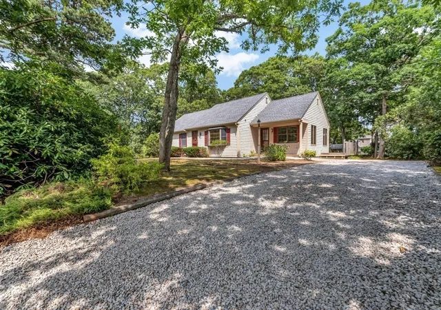 3rd image of 116 Bittersweet Dr, Brewster, MA 02631 | MLS# 73557247