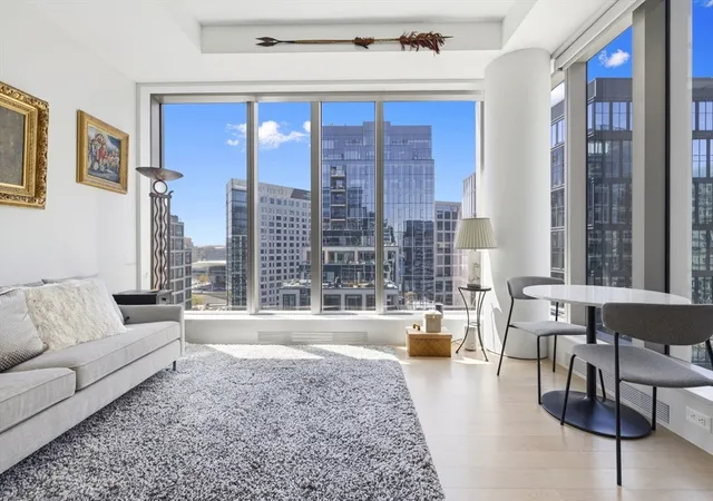 1st image of 133 Seaport Blvd #1805, Boston, MA 02210 | MLS# 73511192