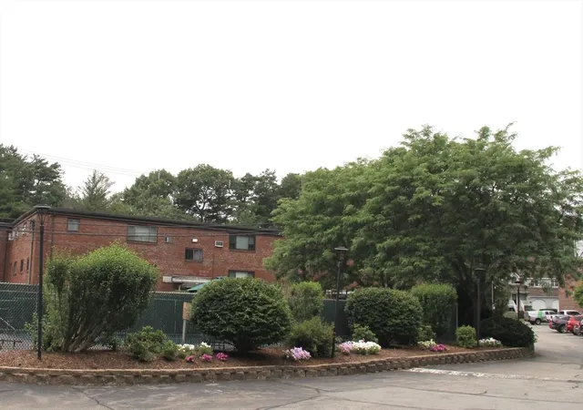2nd image of 75 Nicholas Rd, Framingham, MA 01701