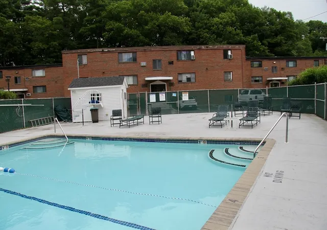 4th image of 75 Nicholas Rd, Framingham, MA 01701