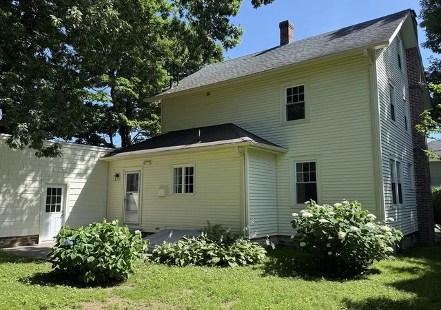 3rd image of 82 Hartwell St, Southbridge, MA 01550 | MLS# 73551719