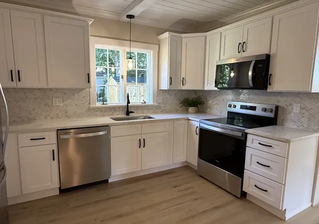 5th image of 82 Hartwell St, Southbridge, MA 01550 | MLS# 73551719
