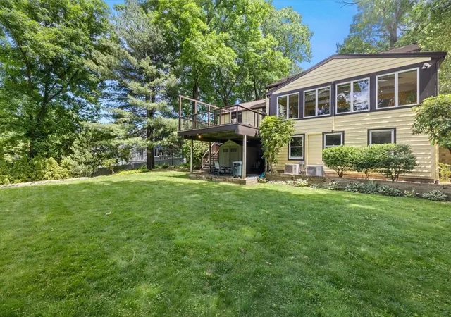 Homes for sale in Winchester, MA | 9 Plymouth Rd, Winchester, MA 01890 | MLS# 73544924