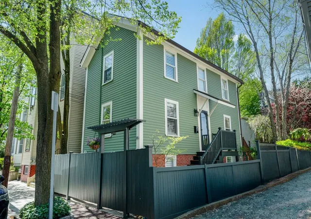 Homes for sale in Cambridge, MA | 189 Elm Street, Cambridge, MA 02139 | MLS# 73515633