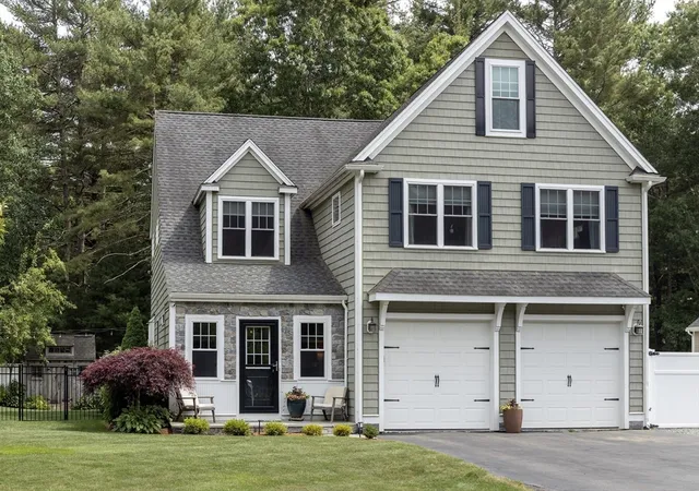2nd image of 15 Village Path, Kingston, MA 02364 | MLS# 73538144