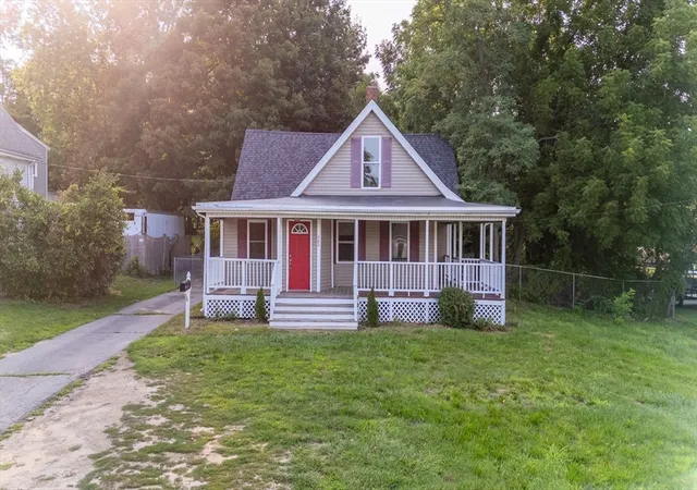 Photo 2 of Sale Pending at 283 South St, Bridgewater, MA 02324 | MLS# 73563190 | Listing updated on 2026-09-30