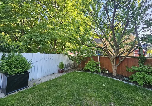 2nd image of 27 Howland St, Dorchester, MA 02121