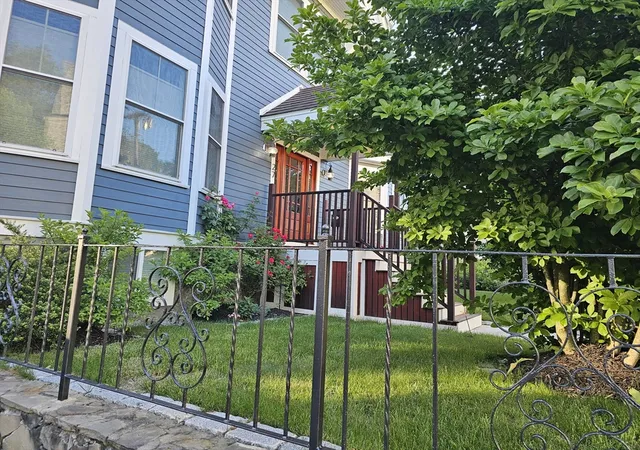 20th image of 27 Howland St #2, Dorchester, MA 02121 | MLS# 73565297