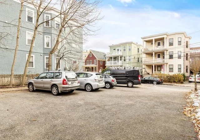 2nd image of 21 Washburn Ave, Cambridge, MA 02140