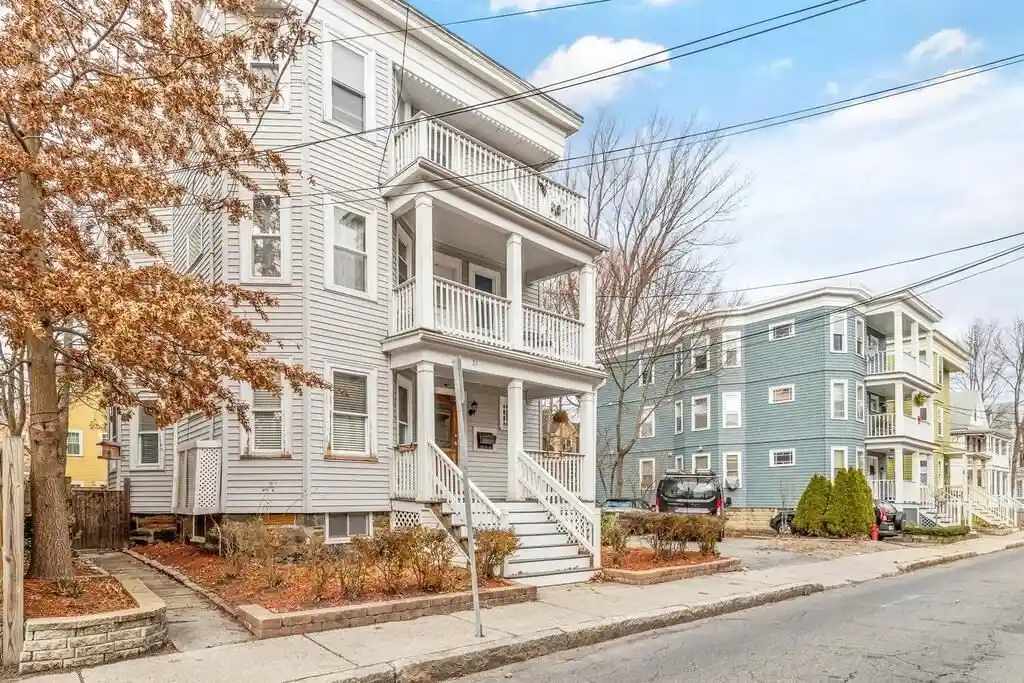 Listing Photo 2 - Condo for sale in 21 Washburn Ave located at 21 Washburn Ave, Cambridge, MA 02466 - Unit 21 Washburn Ave