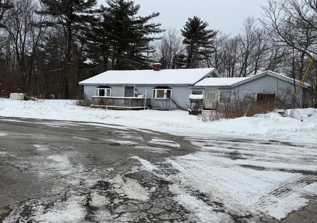 Homes for sale in Ashby, MA | 72 Park Rd, Ashby, MA 01431 | MLS# 73470701