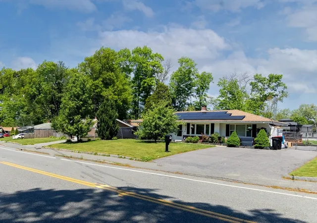 4th image of 396 Hovendon Ave, Brockton, MA 02302 | MLS# 73523385