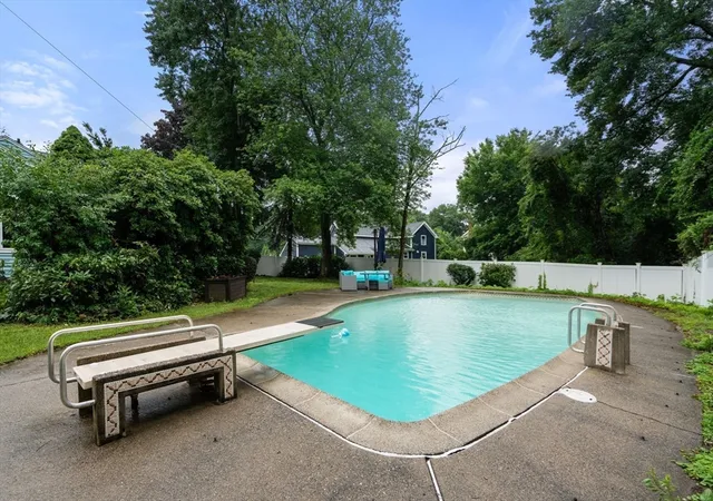 Homes for sale in Burlington, MA | 10 Locust Street, Burlington, MA 01803 | MLS# 73547139