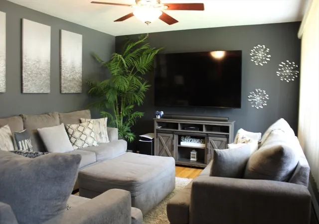 5th image of 126 Warregan St, Chicopee, MA 01013 | MLS# 73555519