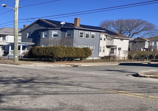 2nd image of 71 Sycamore St, Fairhaven, MA 02719 | MLS# 73470224