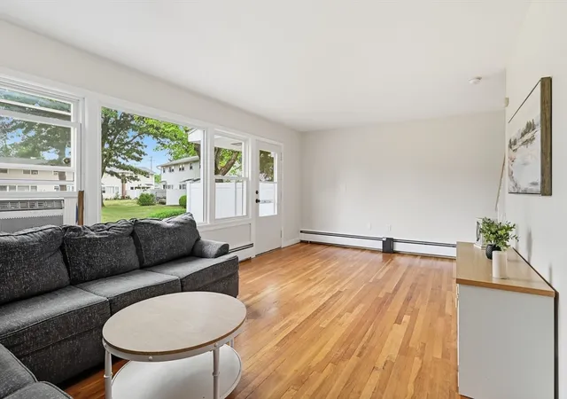 Homes for sale in Chicopee, MA | 237 Greenwood Ter #237, Chicopee, MA 01022 | MLS# 73542908