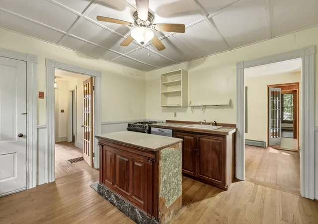 Photo 4 of Single family home for sale at 52 Baker St, Amherst, MA 01002 | MLS# 73569347 | Listing updated on 2026-08-31