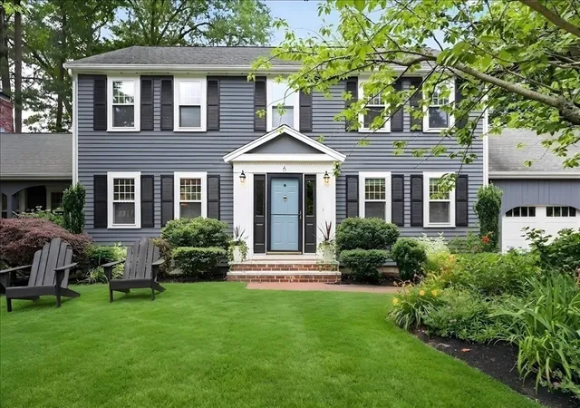 Homes for sale in Hingham, MA | 6 Blackhorse Ln, Hingham, MA 02043 | MLS# 73542026