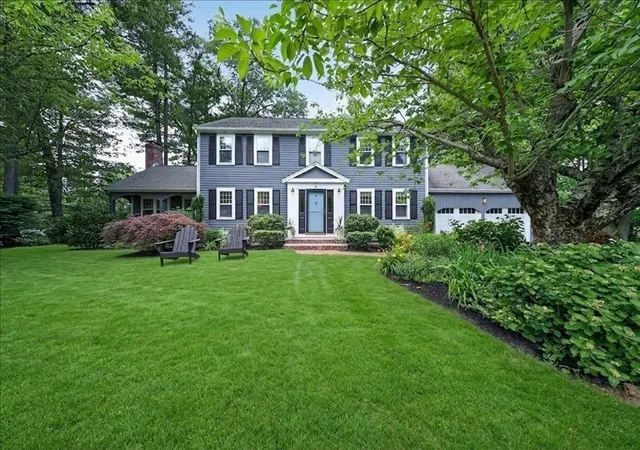 Homes for sale in Hingham, MA | 6 Blackhorse Ln, Hingham, MA 02043 | MLS# 73542026