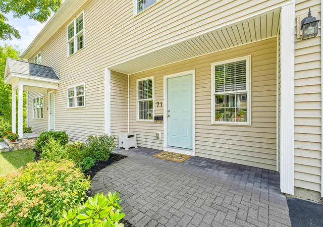 2nd image of 71 Hillcrest Road, Marlborough, MA 01752 | MLS# 73566369