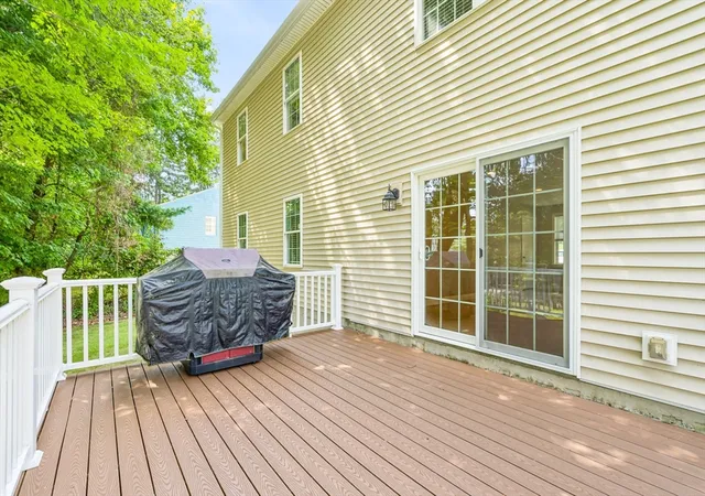 4th image of 71 Hillcrest Road, Marlborough, MA 01752 | MLS# 73566369