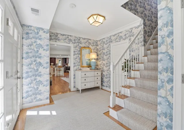 3rd image of 5 Seal Cove Ln, Hingham, MA 02043 | MLS# 73513914
