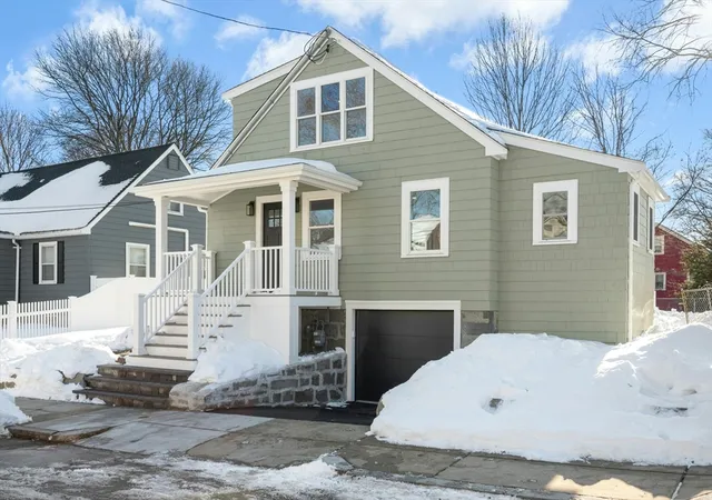 Photo 3 of Sale Pending at 68 Carroll St, West Roxbury, MA 02132 | MLS# 73477727 | Listing updated on 2026-03-10