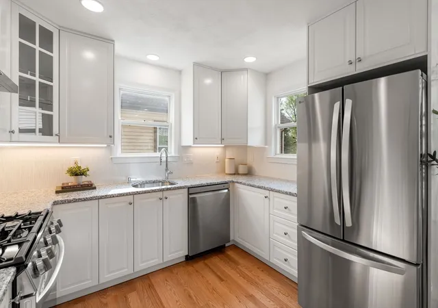 4th image of 5-7 Hearn St, Watertown, MA 02472 | MLS# 73519403