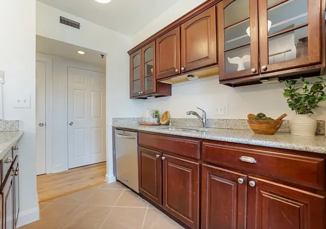 4th image of The Somerset Condominiums, Boston, MA 02215