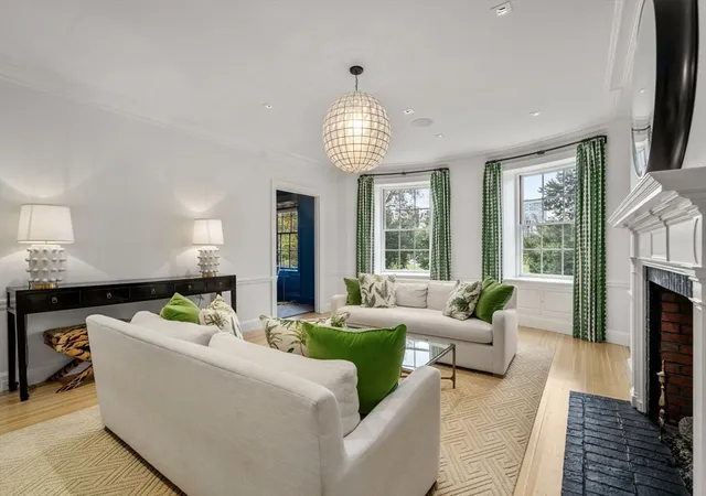 2nd image of 62 Beacon #3, Boston, MA 02108 | MLS# 73493924