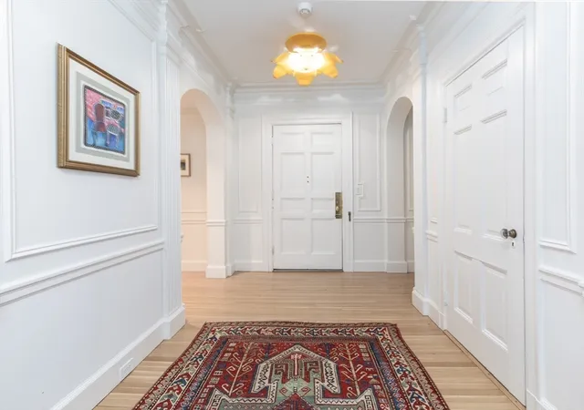 5th image of 62 Beacon #3, Boston, MA 02108 | MLS# 73493924