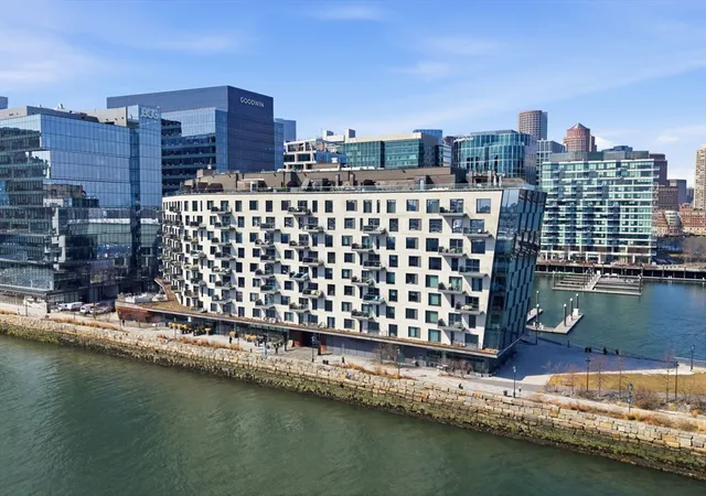 30th image of 300 Pier 4 Blvd #8E, Boston, MA 02210 | MLS# 73488074