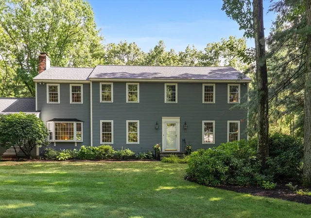 1st image of 29 Smithshire Estates, Andover, MA 01810 | MLS# 73559366