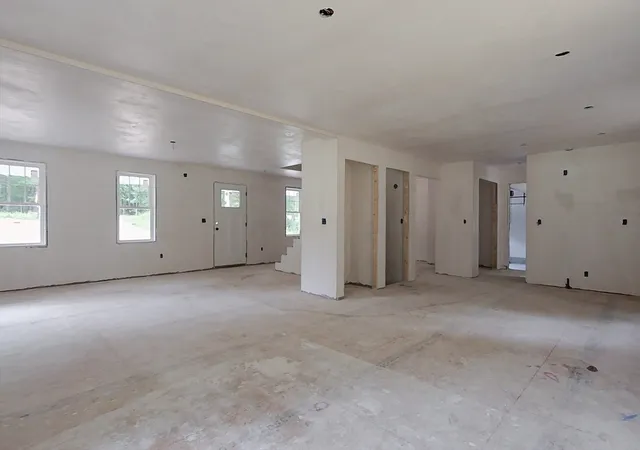 5th image of 179 Brookline St, Pepperell, MA 01463 | MLS# 73560856
