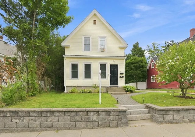 2nd image of 15 Mccarthy Street, Franklin, MA 02038 | MLS# 73562544