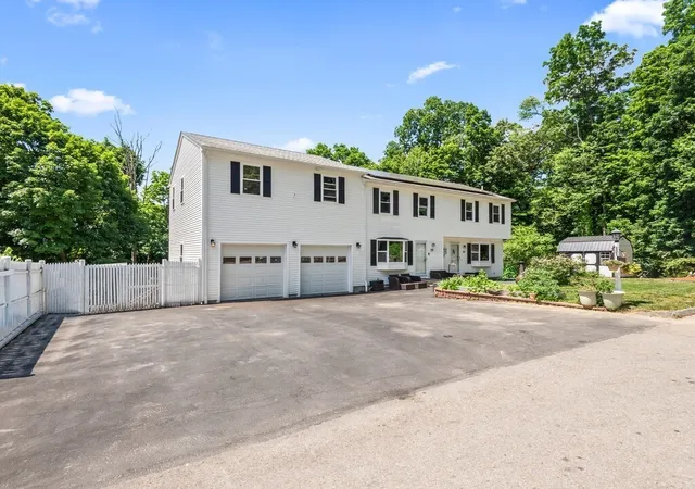 Photo 2 of Sale Pending at 15 17 Willow St, Worcester, MA 01603 | MLS# 73537893 | Listing updated on 2026-08-25