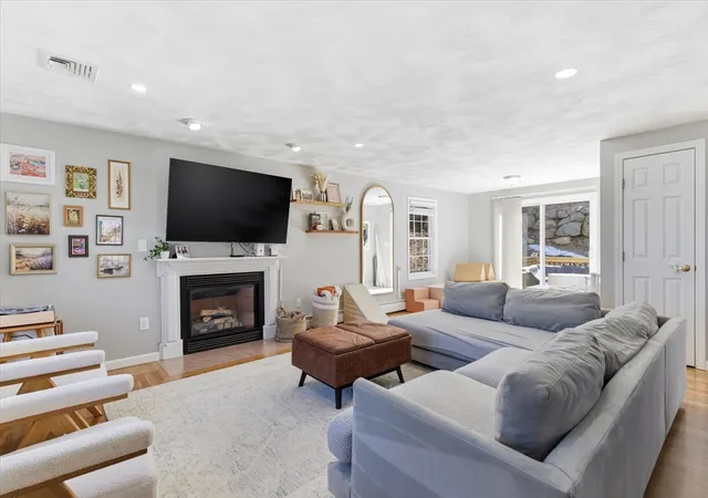 Photo 3 of Single family home for sale at 9 Hermon Rd, Lynn, MA 01904 | MLS# 73562763 | Listing updated on 2026-09-19