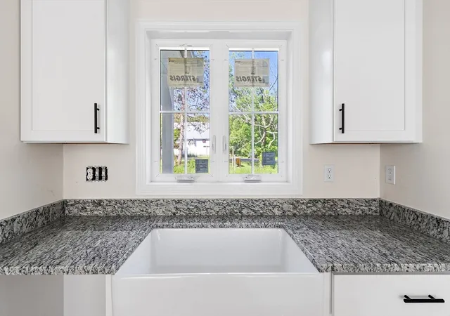 5th image of 38 Hemlock Street, Douglas, MA 01516 | MLS# 73531030