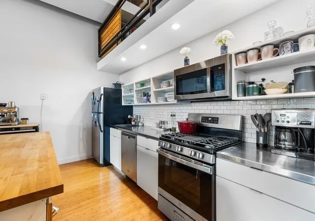 Photo 5 of Condominium at 156 Porter St #211, East Boston, MA 02128 | MLS# 73298638 | | Sold on 2025-01-16