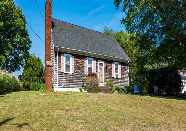 Photo 3 of Sale Pending at 33 Terry Dr, South Dartmouth, MA 02748 | MLS# 73545623 | Listing updated on 2026-08-18