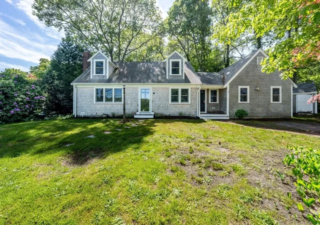Homes for sale in Yarmouth Port, MA | 52 Ellis Cir, Yarmouth Port, MA 02675 | MLS# 73525707