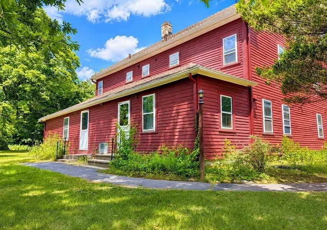 2nd image of 21 South Street, Westfield, MA 01085 | MLS# 73540729