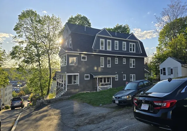 2nd image of 15 Forestdale Rd, Worcester, MA 01604 | MLS# 73518697