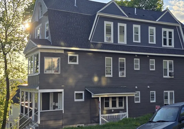 4th image of 15 Forestdale Rd, Worcester, MA 01604 | MLS# 73518697